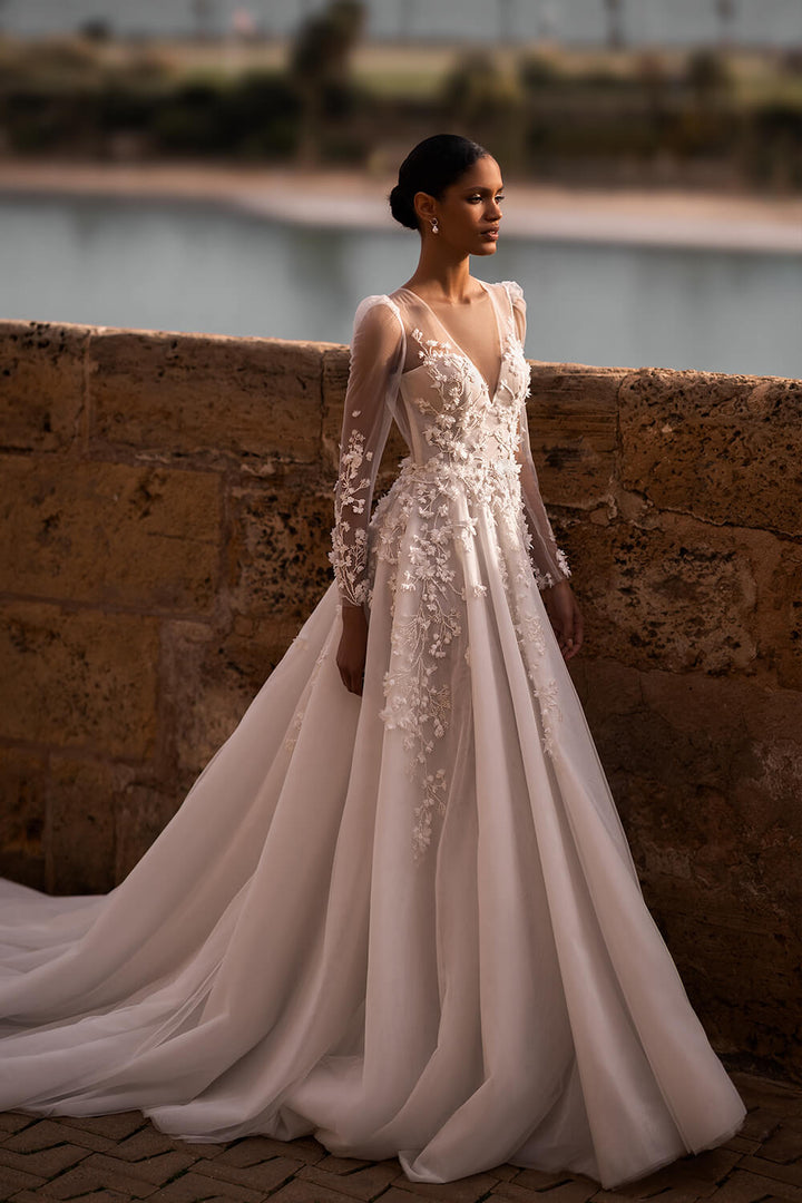 Wona Concept, Elegant Floral Gown | Esposa
