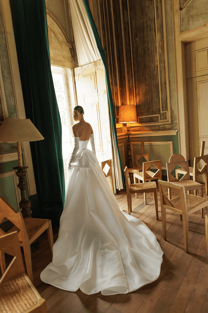 Wona Concept, Sleek Mermaid Gown | Esposa