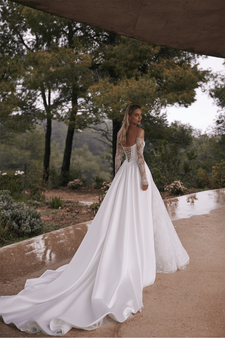 Eva Lendel, Timeless A-Line Gown | Esposa