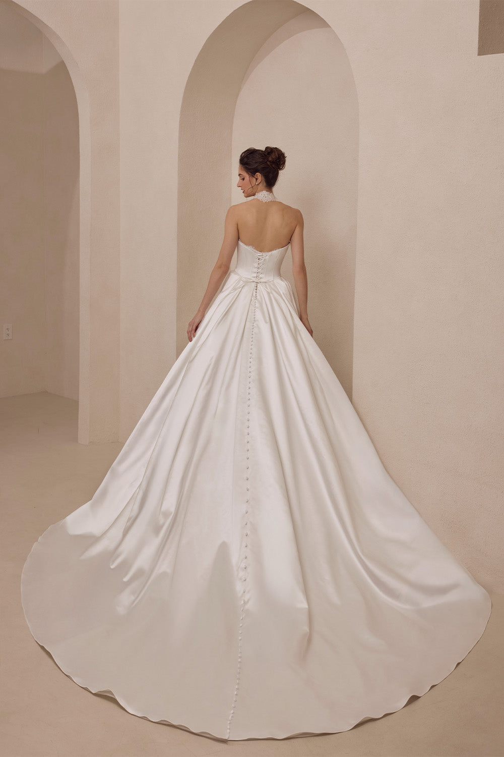 Calla Blanche, Sophisticated Straight Gown | Esposa
