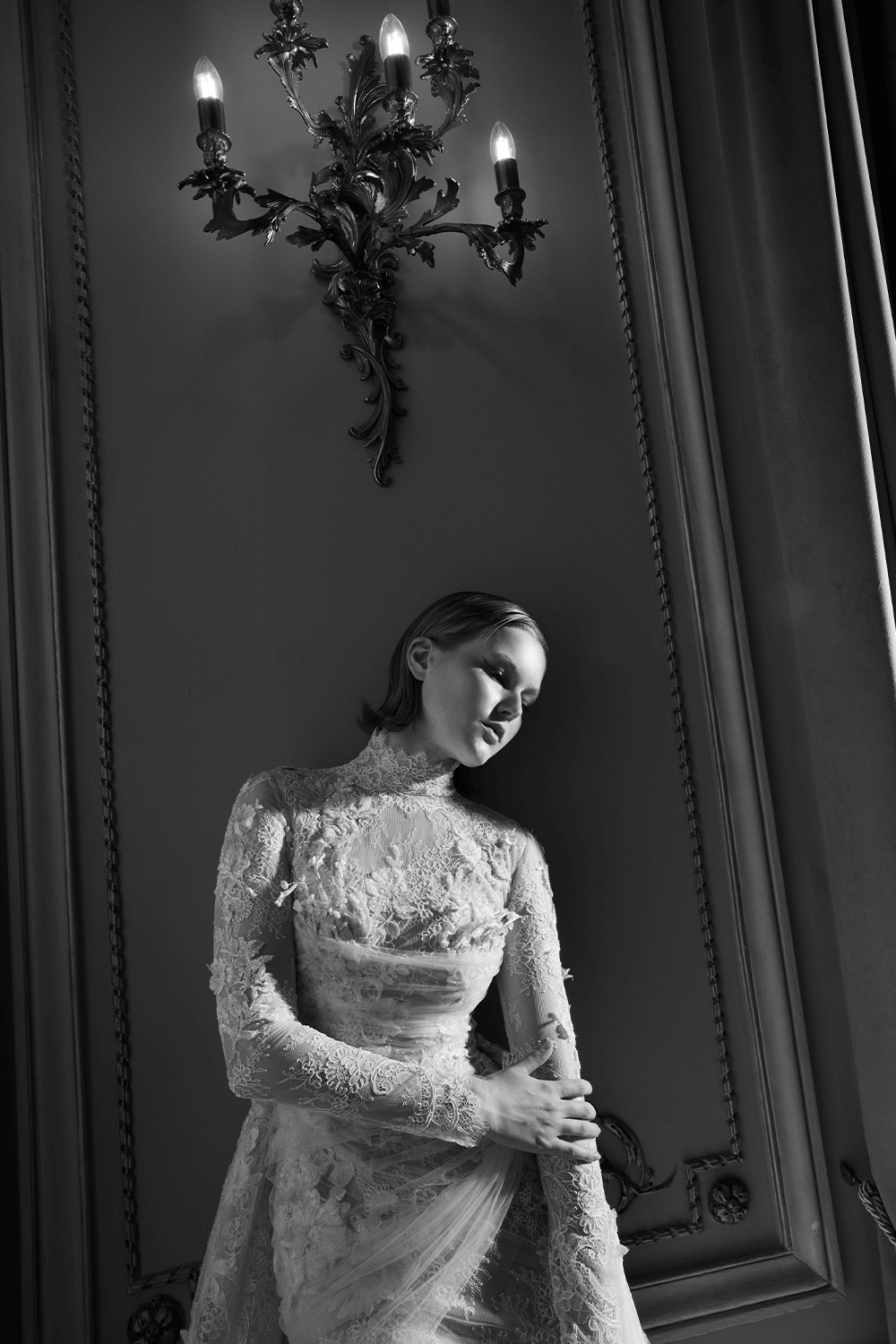 Yolancris, Regal Straight Gown | Esposa