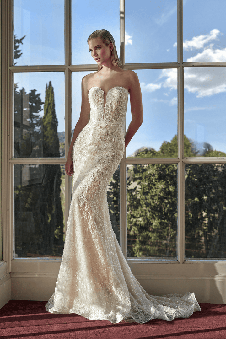 Pronovias Privee, Romantic Mermaid Gown | Esposa