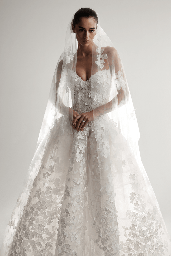Monique Lhuillier, Ethereal A-line Gown | Esposa
