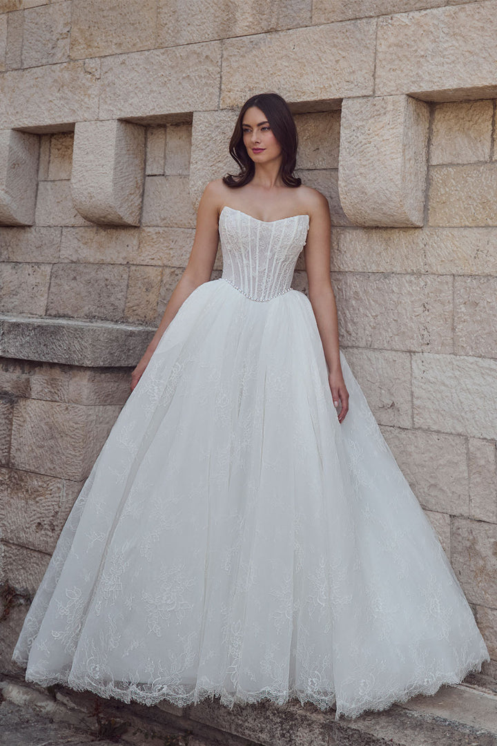 Calla Blanche, Modern Ball Gown | Esposa