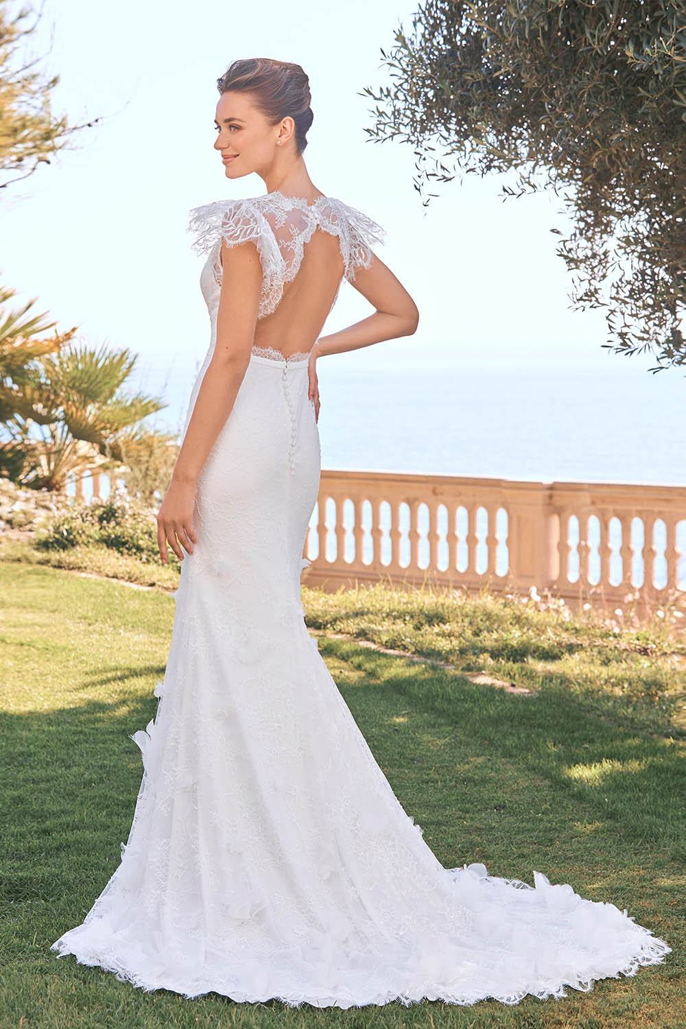halter neck wedding dress Nude Backless Halter Neck Wedding Dress with Plunging Neckline 3D Fl WonderlandByLilian