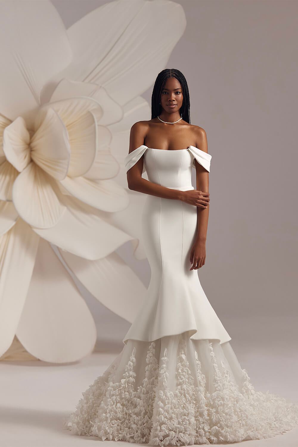 Eva Lendel, Unique Wedding Dress | Esposa