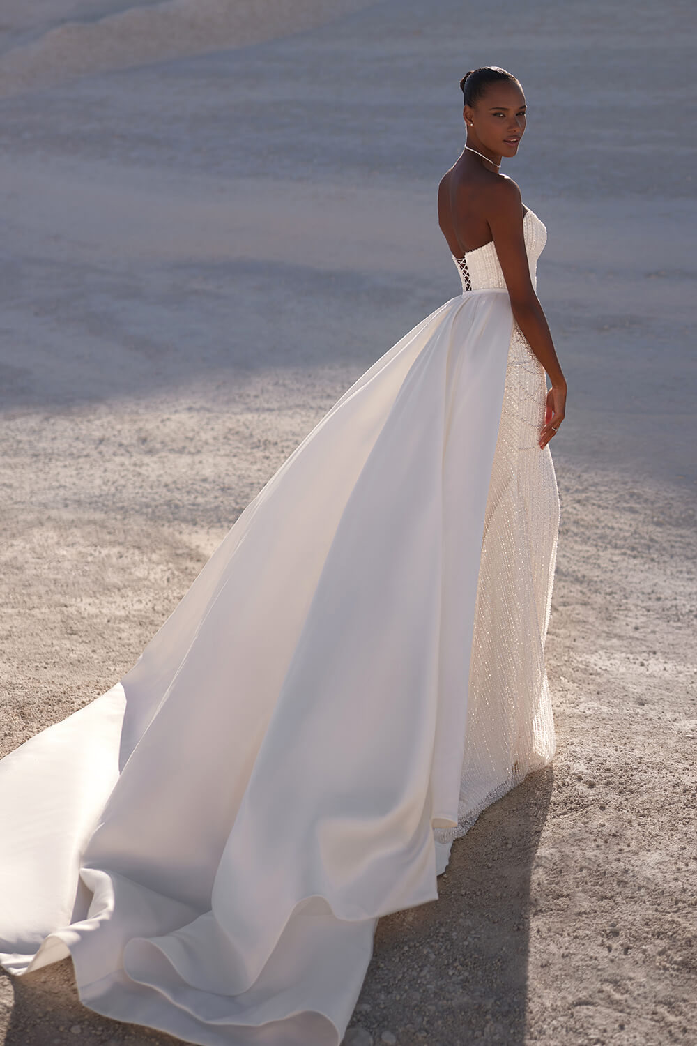 Eva Lendel, Sparkling Bridal Dress | Esposa