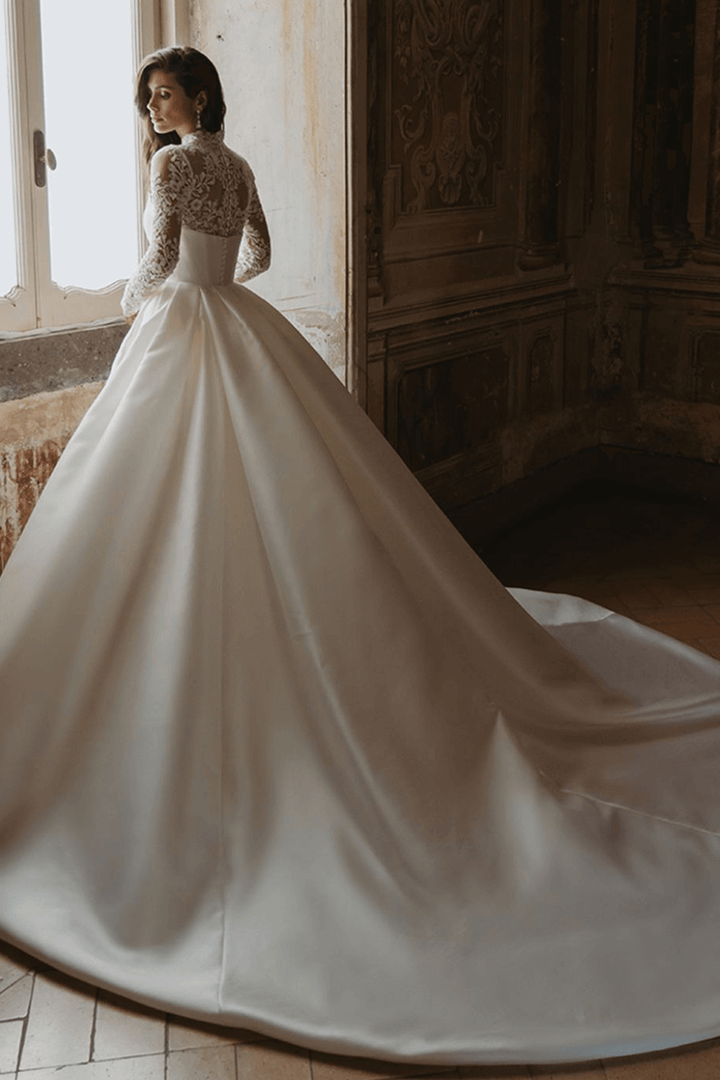 Penliv, Versatile Fit and Flare Gown | Esposa