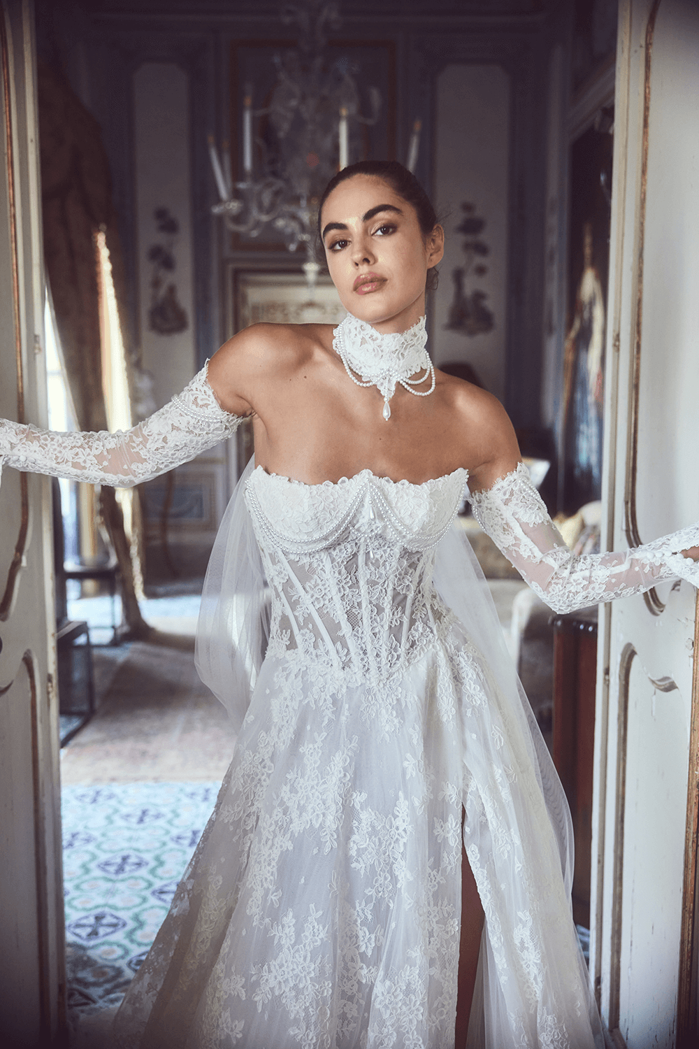 Alessandro Angelozzi, Modern A-Line Gown | Esposa