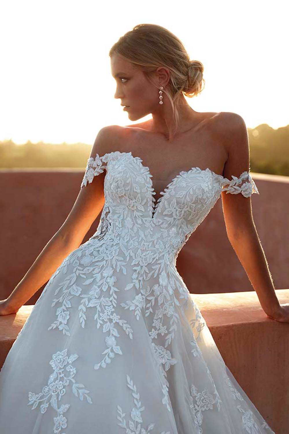 Pronovias, Romantic Wedding Dress | Esposa