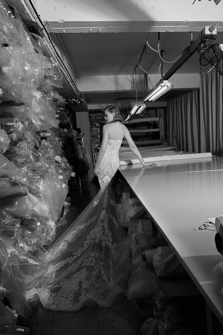 Yolancris, Alluring Mermaid Gown | Esposa