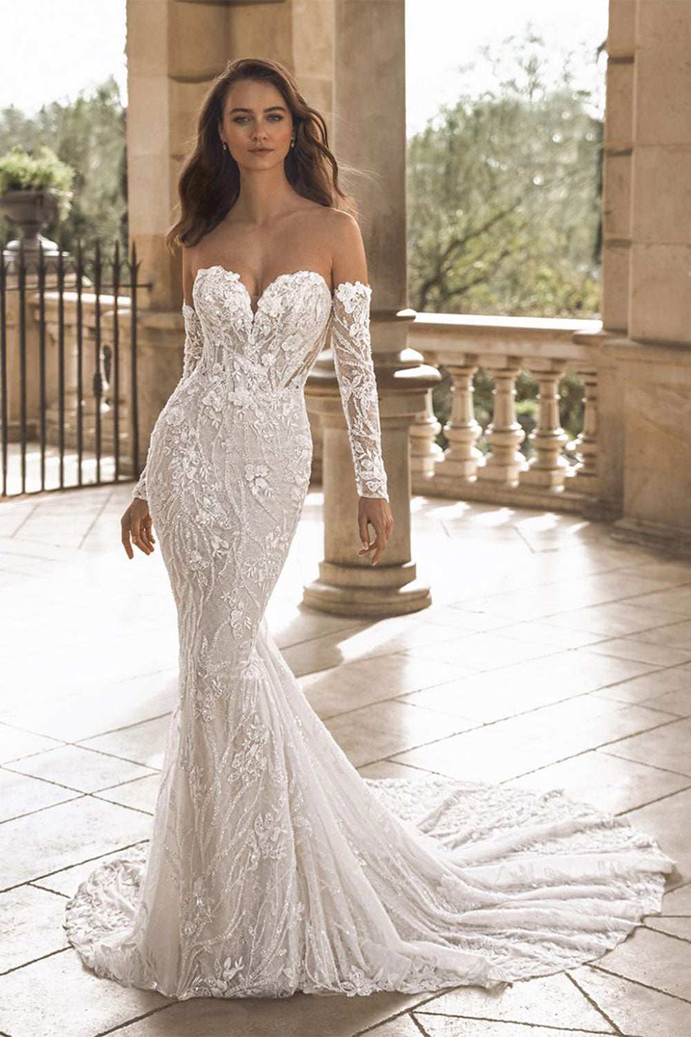 Enzoani Prive, Fantasia, Dramatic Mermaid Gown | Esposa