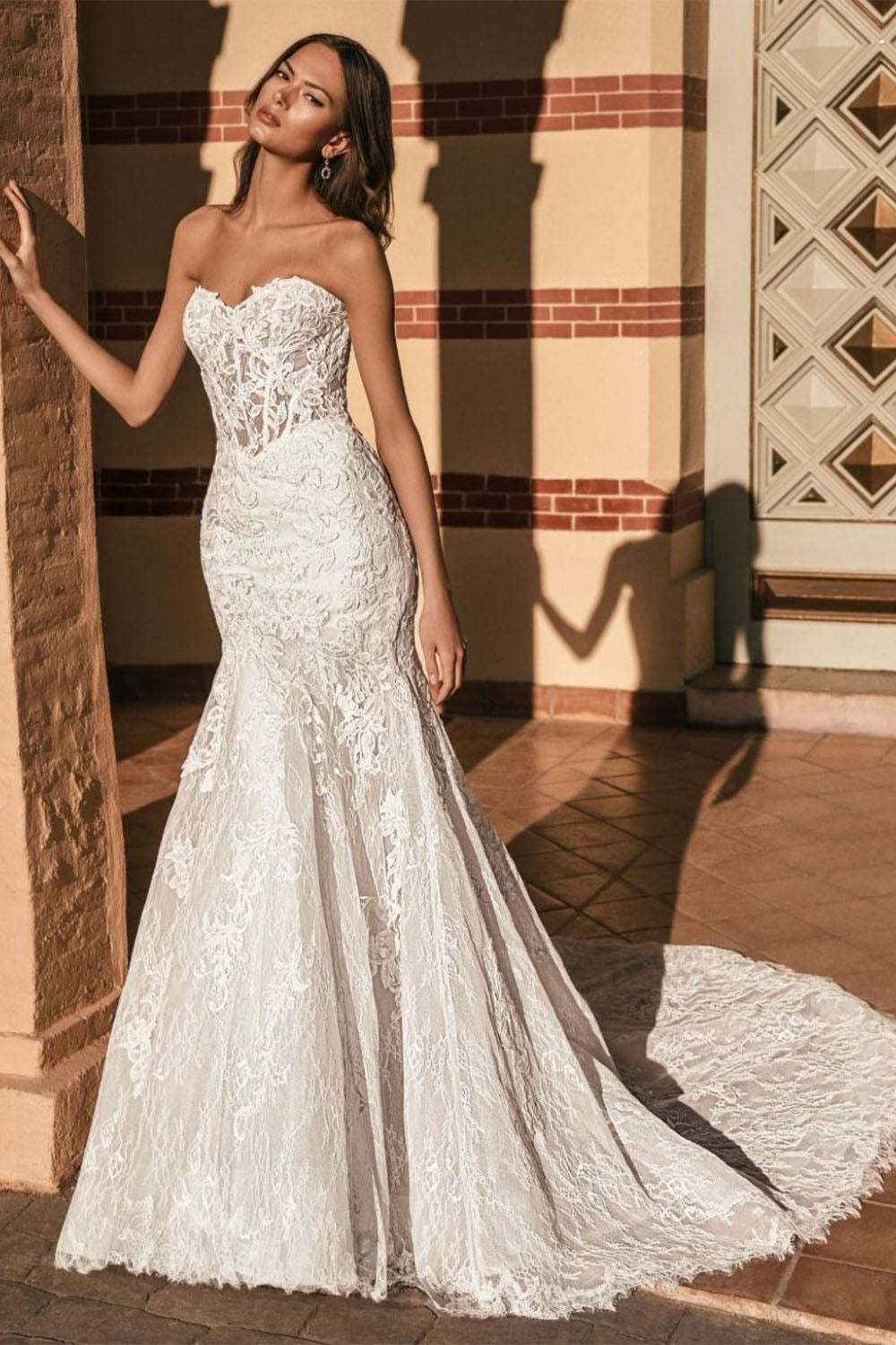 Enzoani, Uvoria, Captivating Strapless Lace Mermaid Dress | Esposa