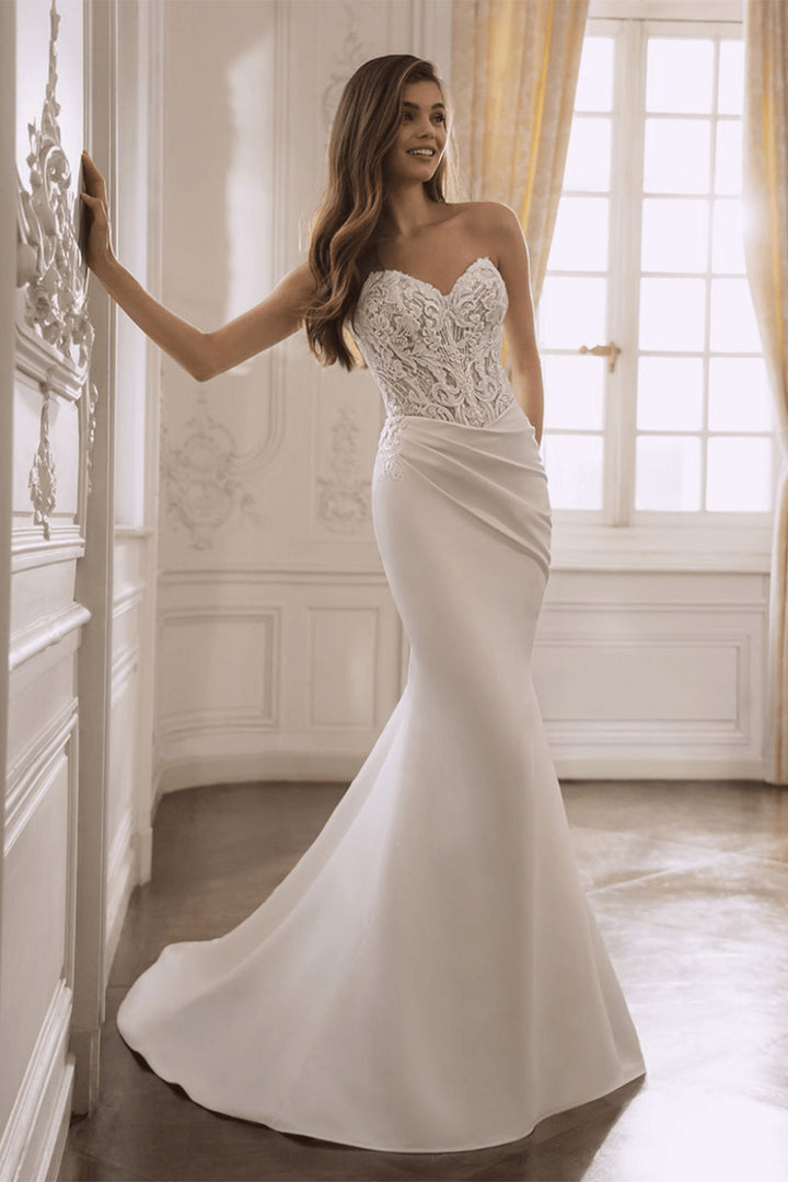 Etoile, Fianna, Sculptural Mermaid Gown | Esposa