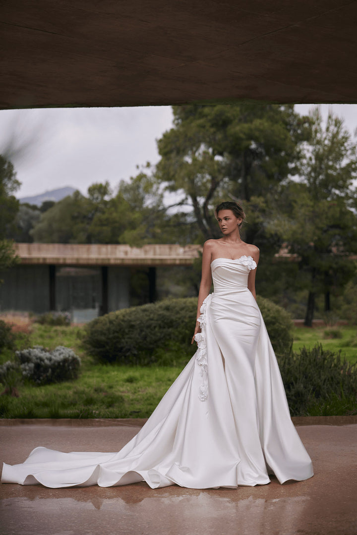 Eva Lendel, Capella, Feminine Mermaid Gown | Esposa