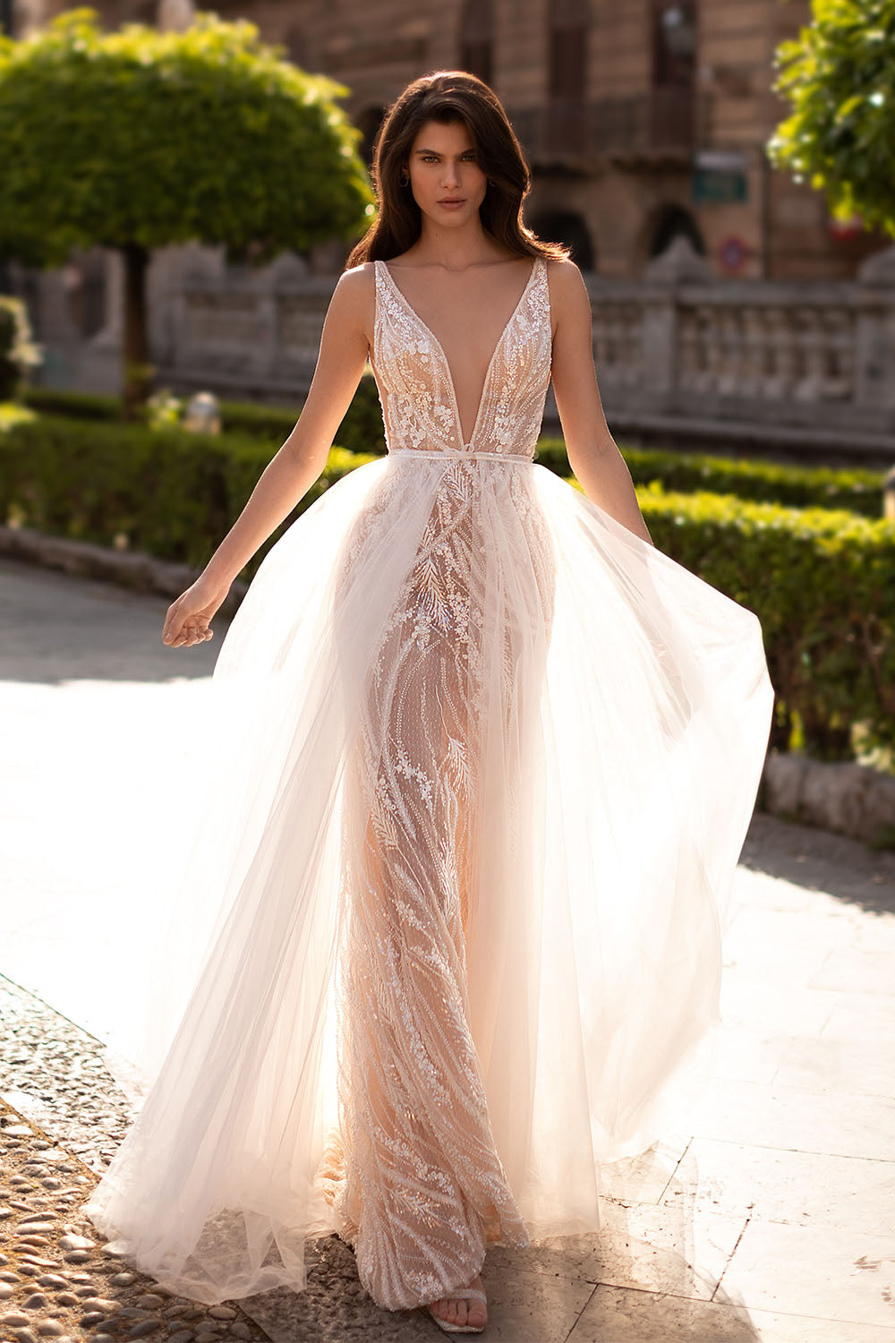 Eva Lendel, Taylor, Modern Illusion Lace Bridal Gown | Esposa