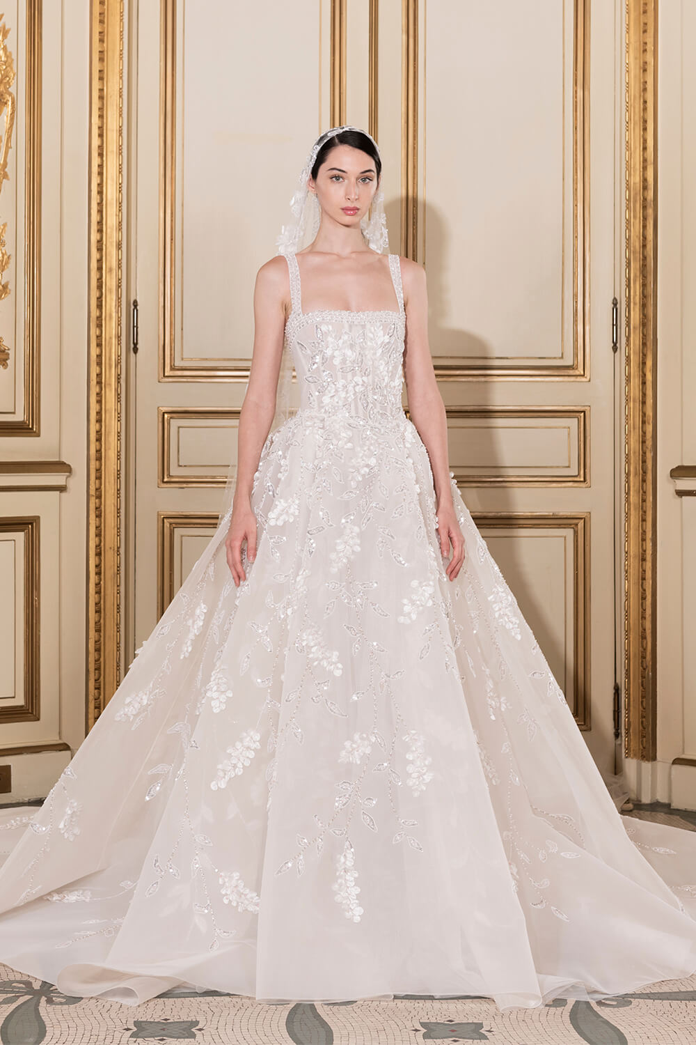 Georges Hobeika, Square Neckline Gown | Esposa