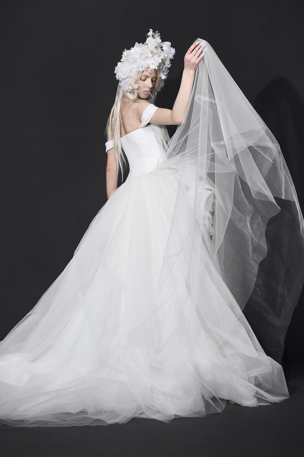 Vera Wang by Pronovias, Unique Bridal Dress | Esposa