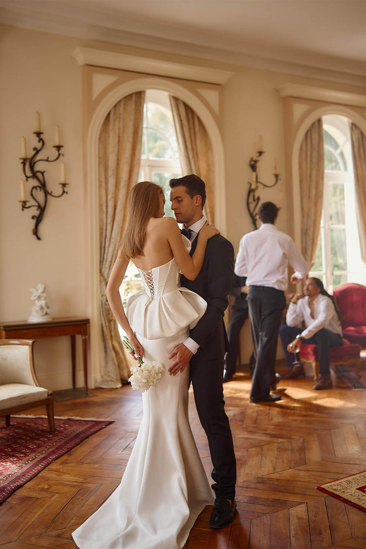 Eva Lendel, Unique Wedding Dress | Espsoa