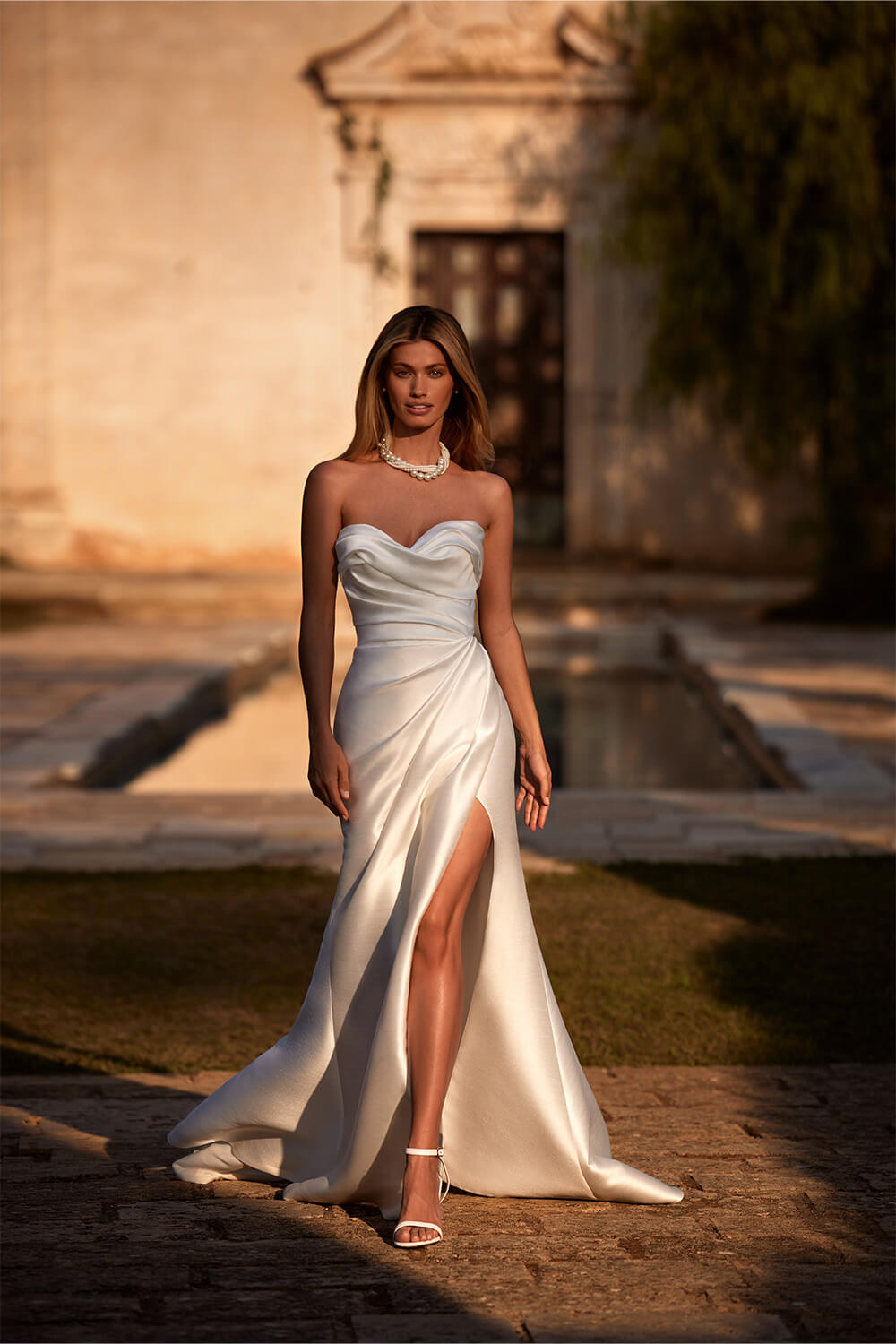 Milla Nova, Bridal Dress With A Slit | Esposa