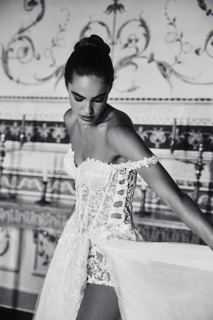 Alessandro Angelozzi, Dramatic A-Line Gown | Esposa