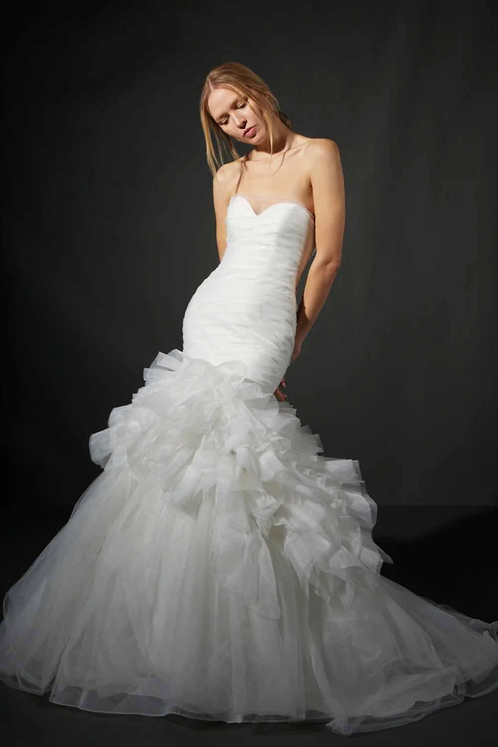 Vera Wang by Pronovias, Voluminous Ruffled Dress | Esposa