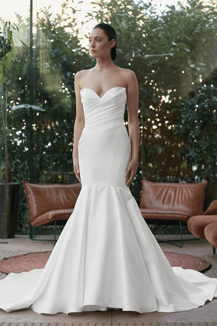 Elysee, Timeless Mermaid Gown | Esposa