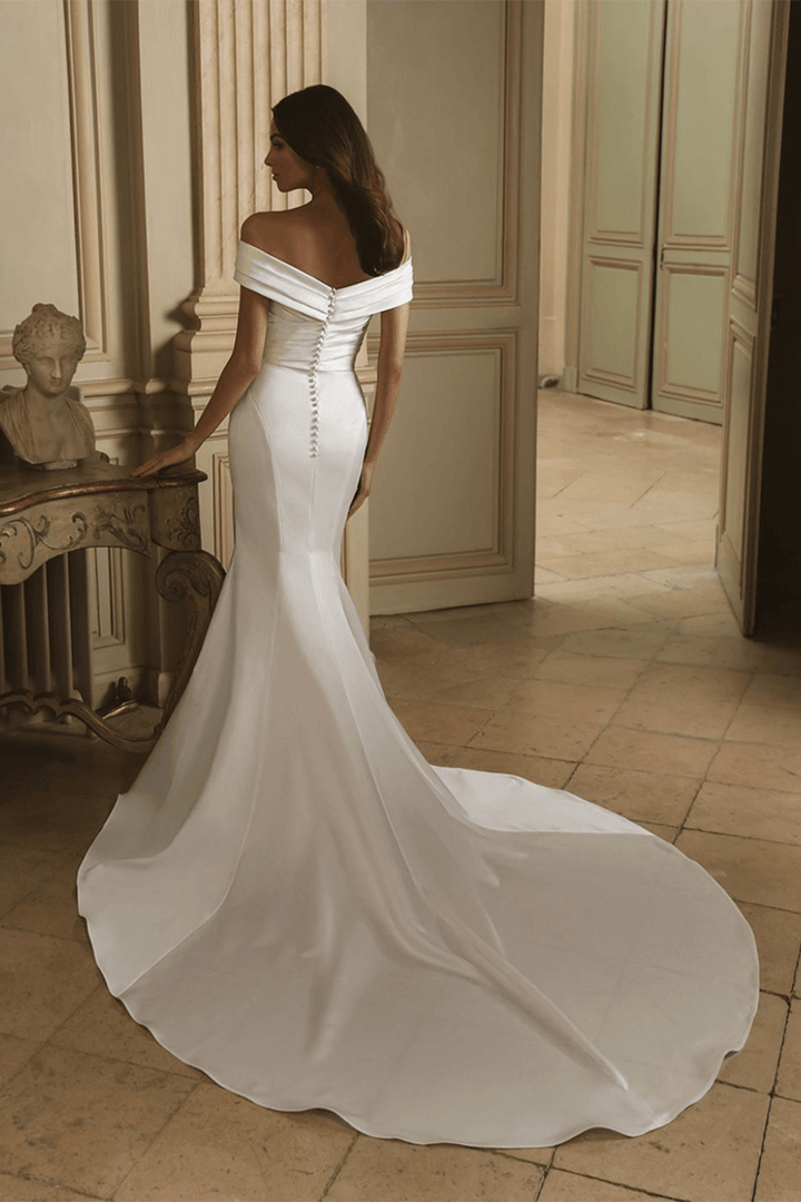 Elysee, Statuesque Mermaid Gown | Esposa