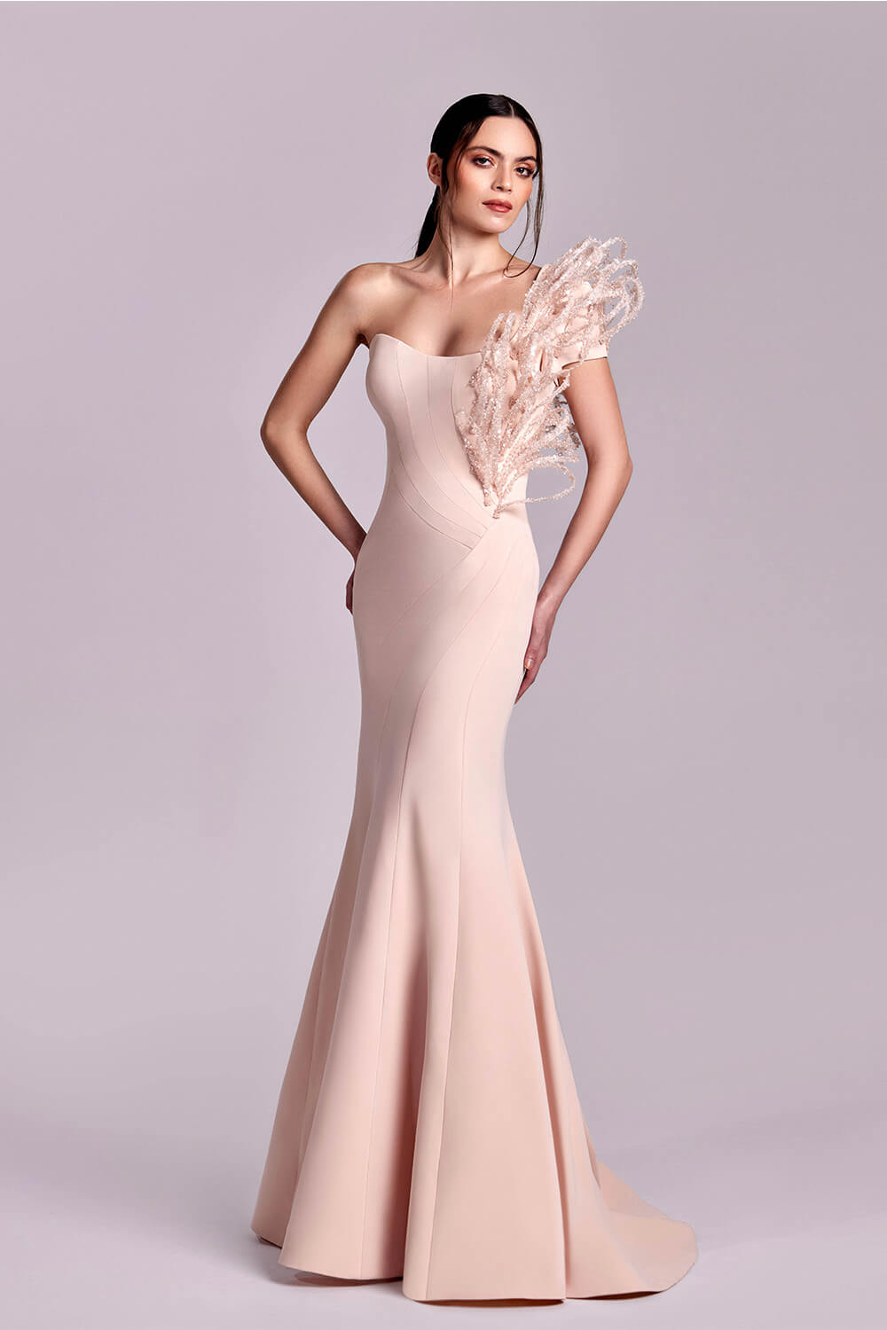 Gaby Charbachy, Simple Elegant Dress | Esposa