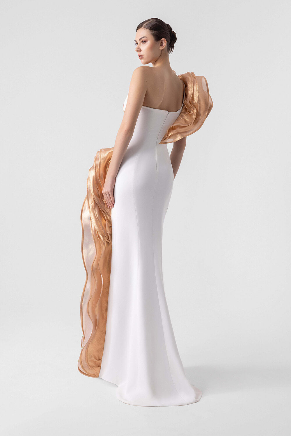 Gaby Charbachy, Dress With Ruffles | Esposa