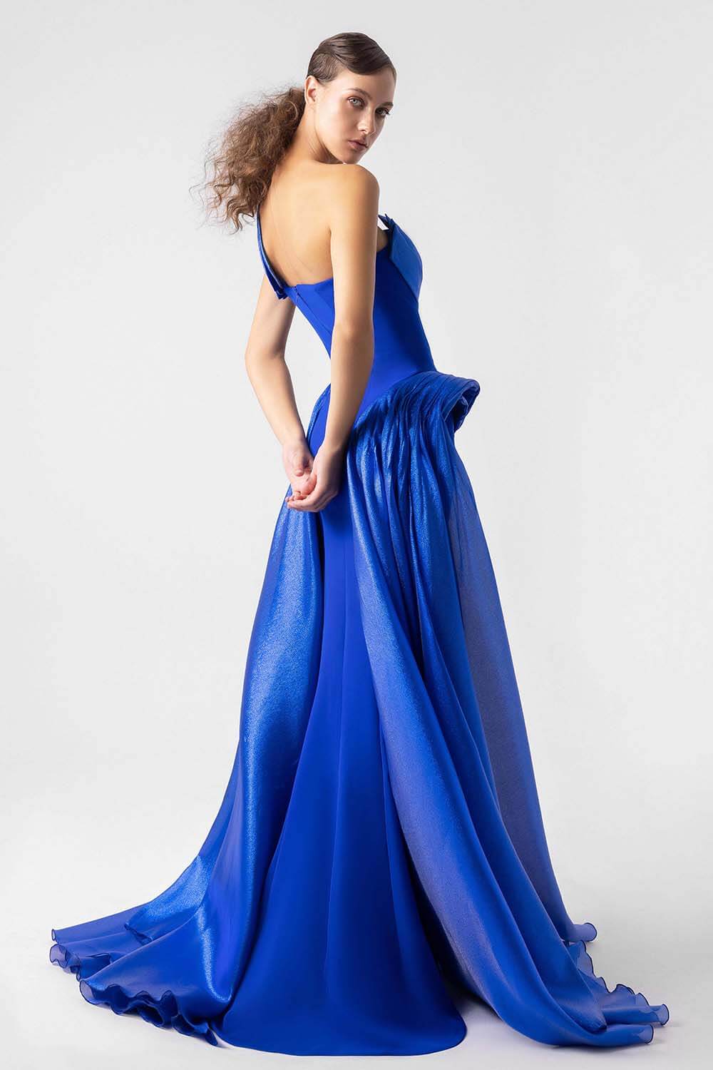 Gaby Charbachy, Modern Evening Dress | Esposa