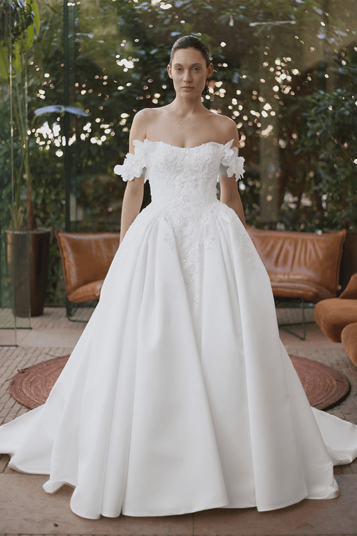 Elysee, Romantic Ball Gown | Esposa