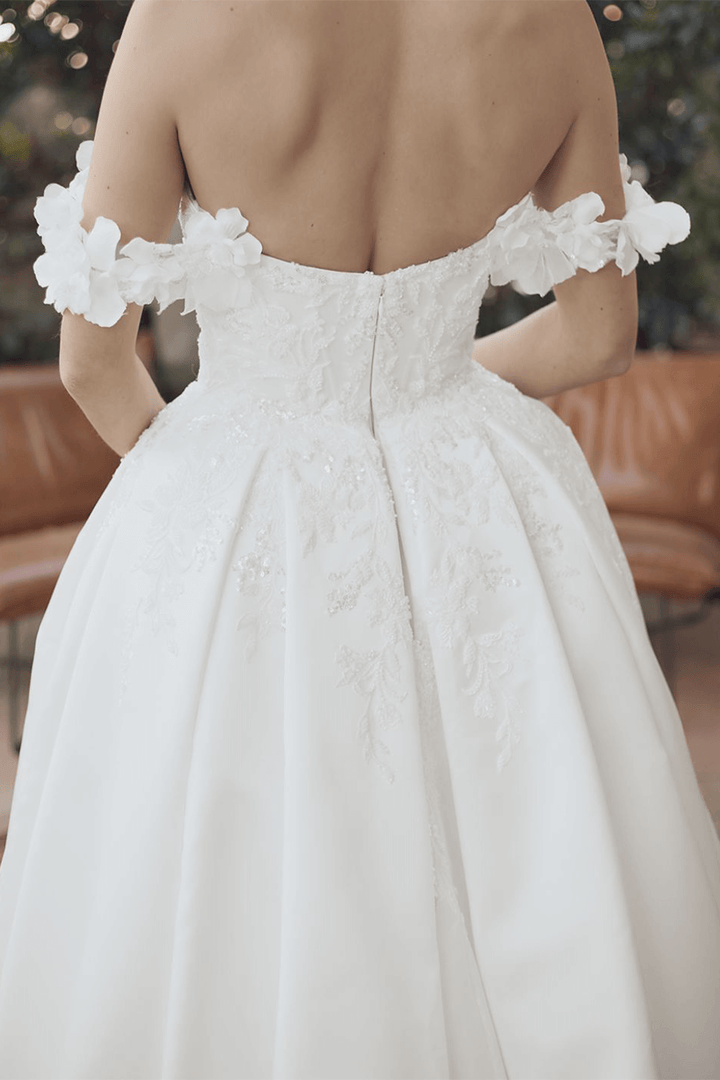 Elysee, Romantic Ball Gown | Esposa