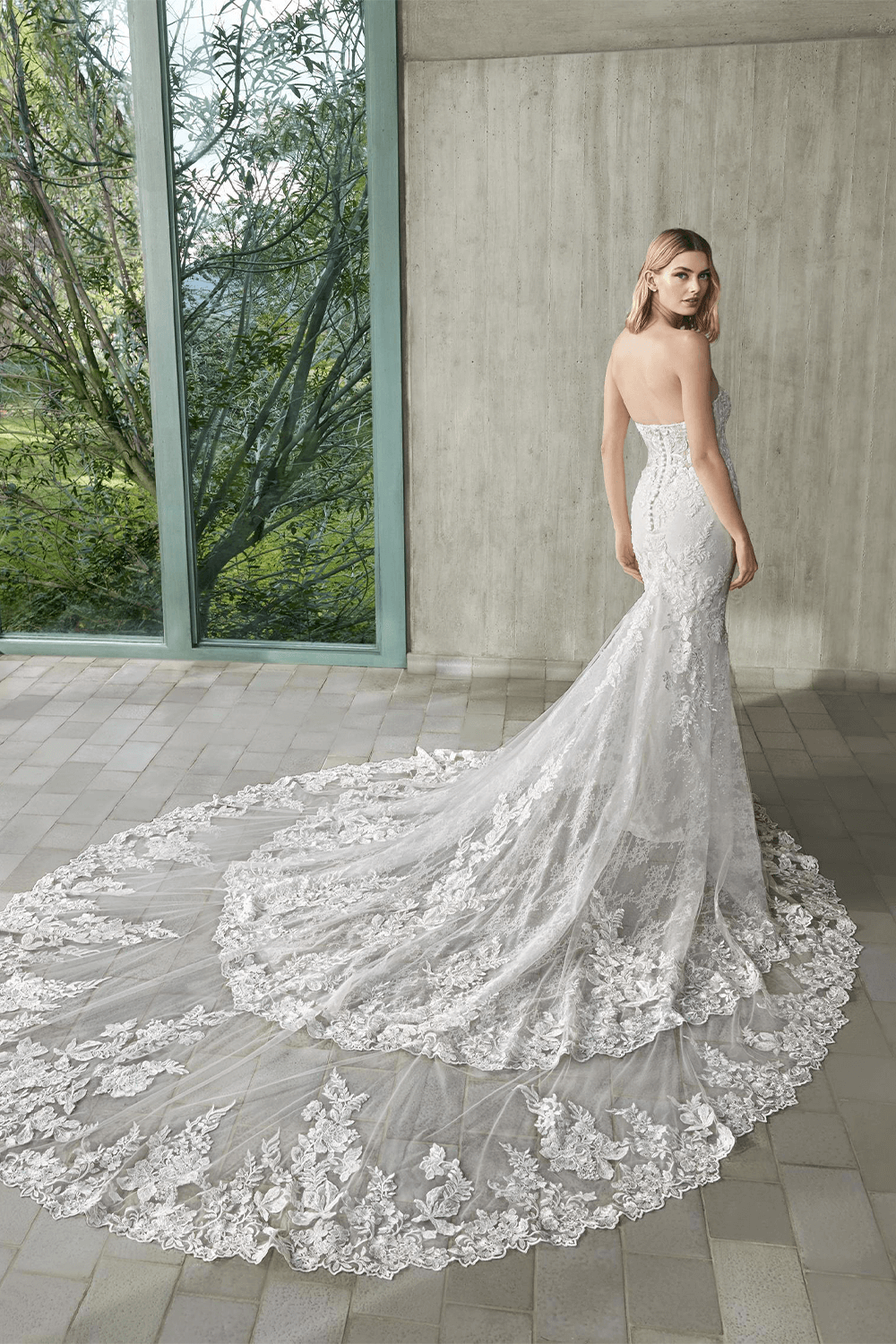 Pronovias, Romantic Mermaid Gown | Esposa