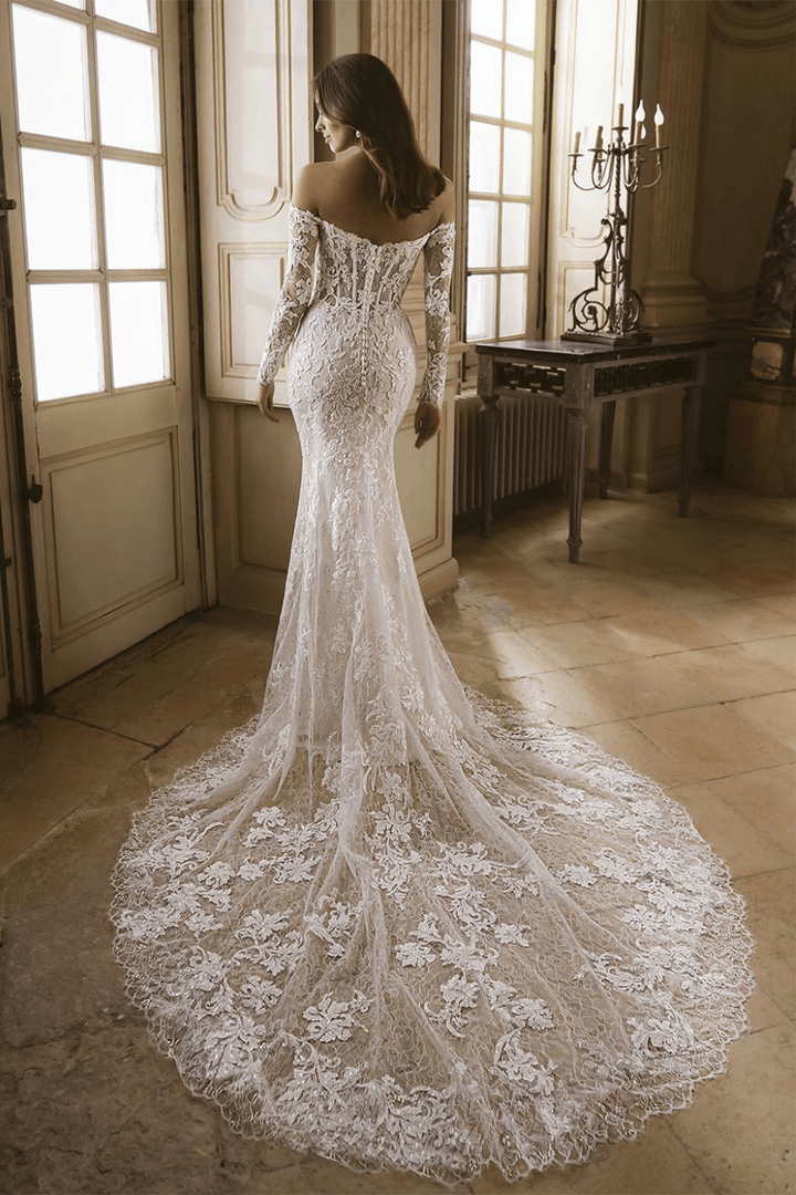 Elysee, Intricate Mermaid Gown | Esposa