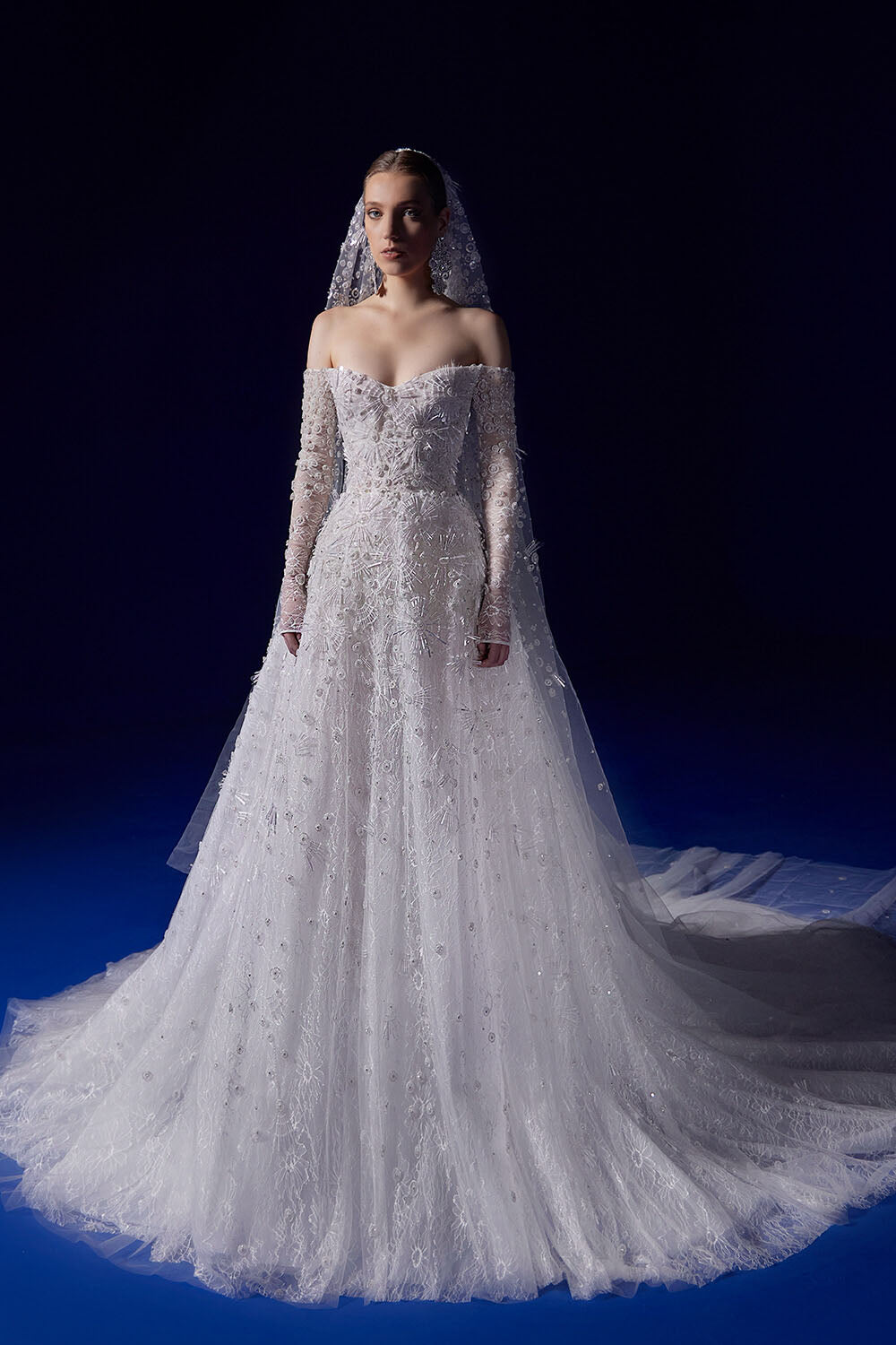 Georges Hobeika, Modern Wedding Dress | Esposa
