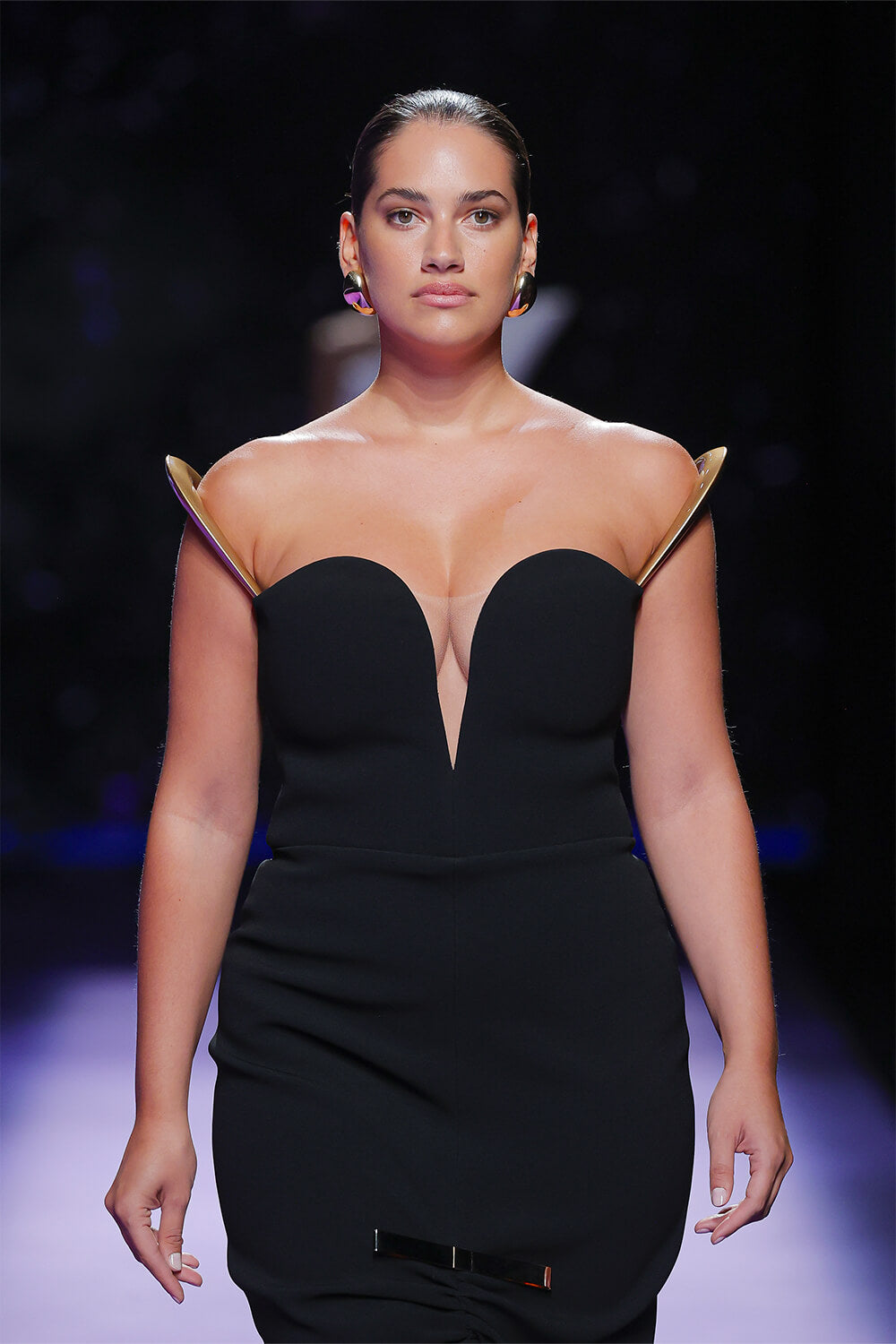 Isabel Sanchis, Sweetheart Neckline Dress | Esposa