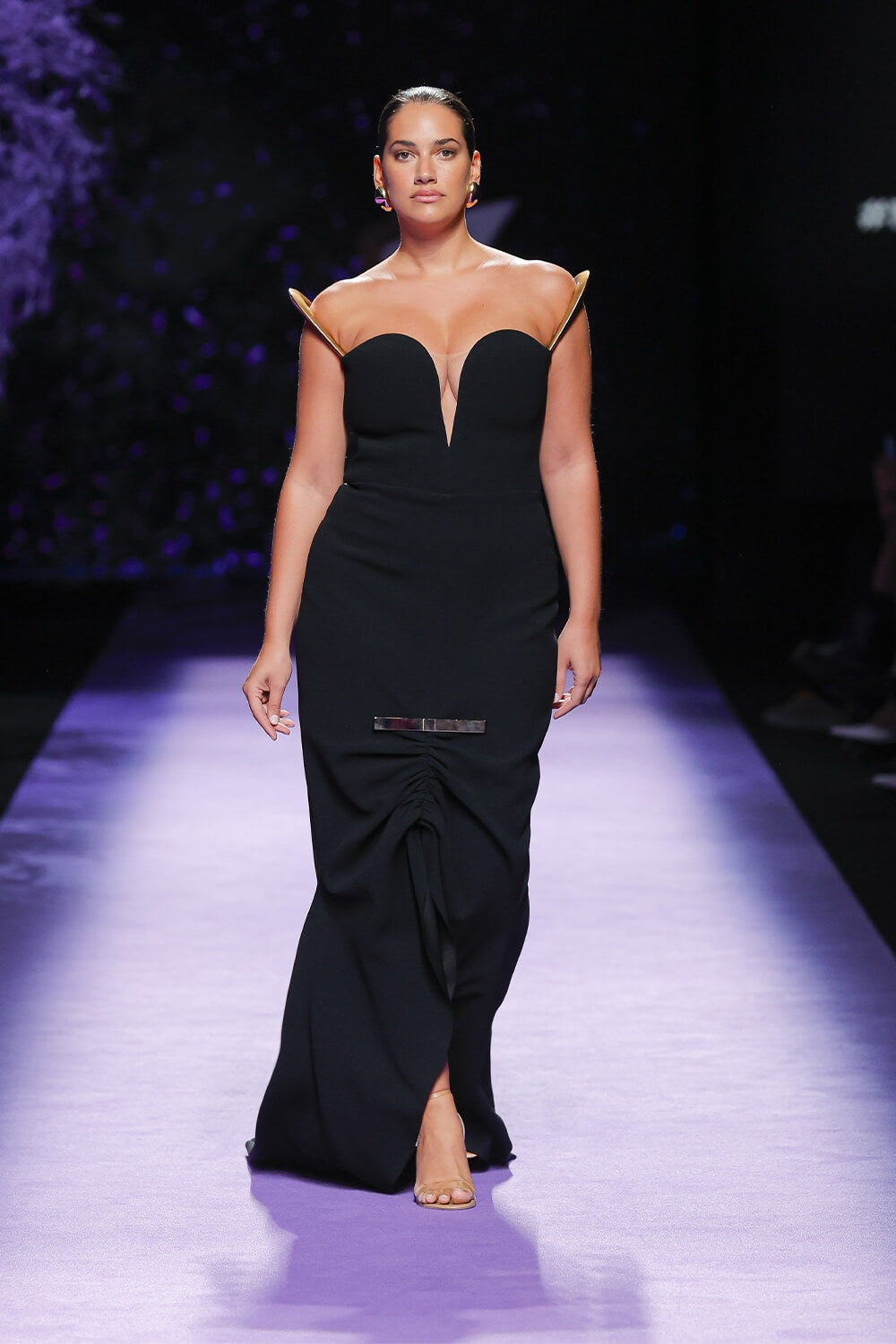 Isabel Sanchis, Sweetheart Neckline Dress | Esposa