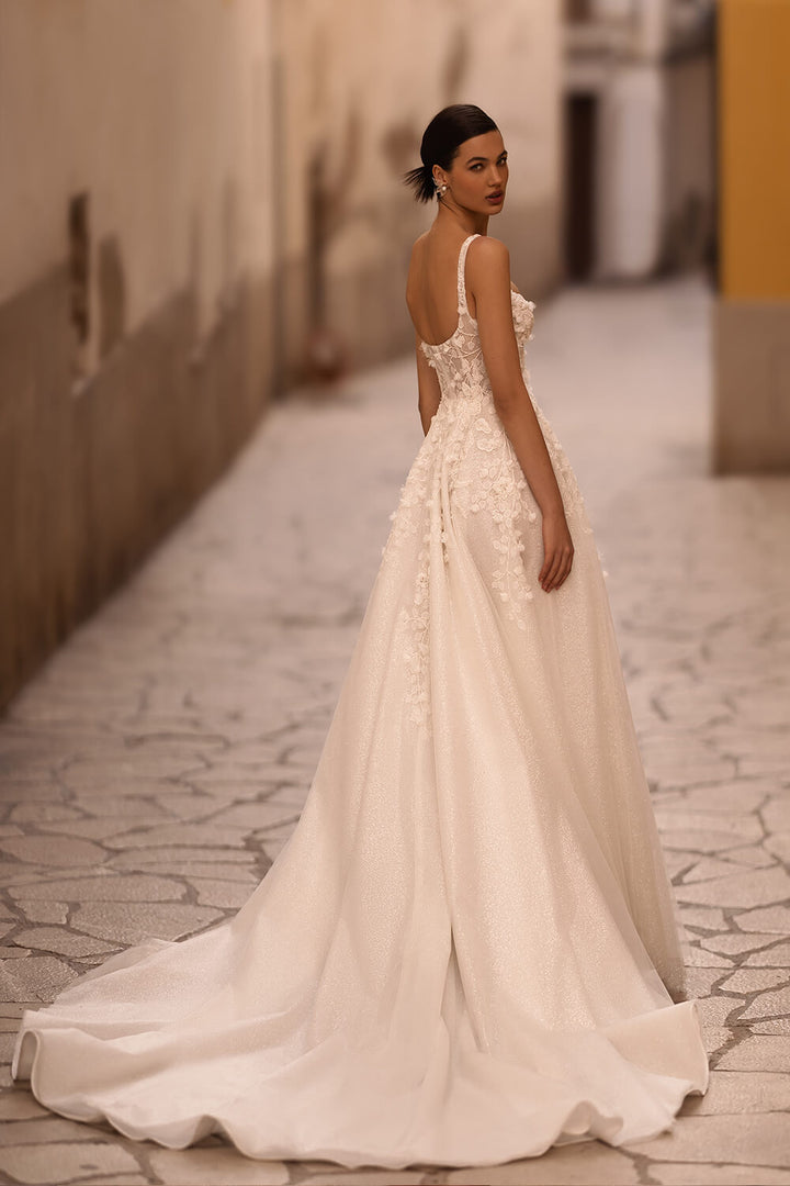 Wona Concept, Modern Wedding Gown | Esposa