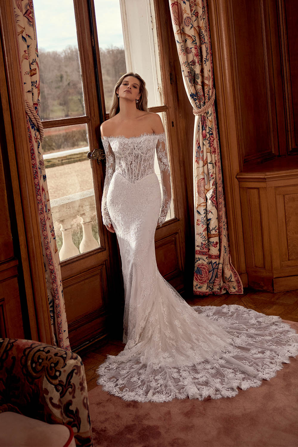 Justin Alexander, Mesmerizing Off-the-Shoulder Lace Mermaid Gown | Esposa
