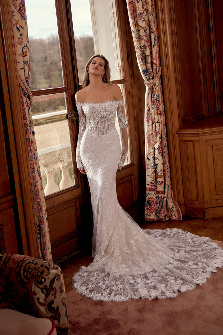 Justin Alexander, Mesmerizing Off-the-Shoulder Lace Mermaid Gown | Esposa