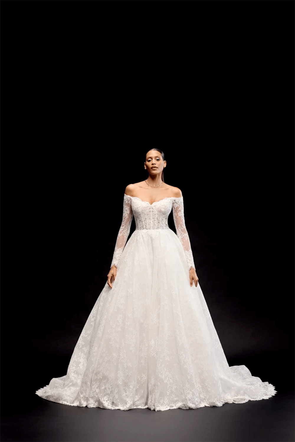 Justin Alexander, Off Shoulder Ball Gown | Esposa