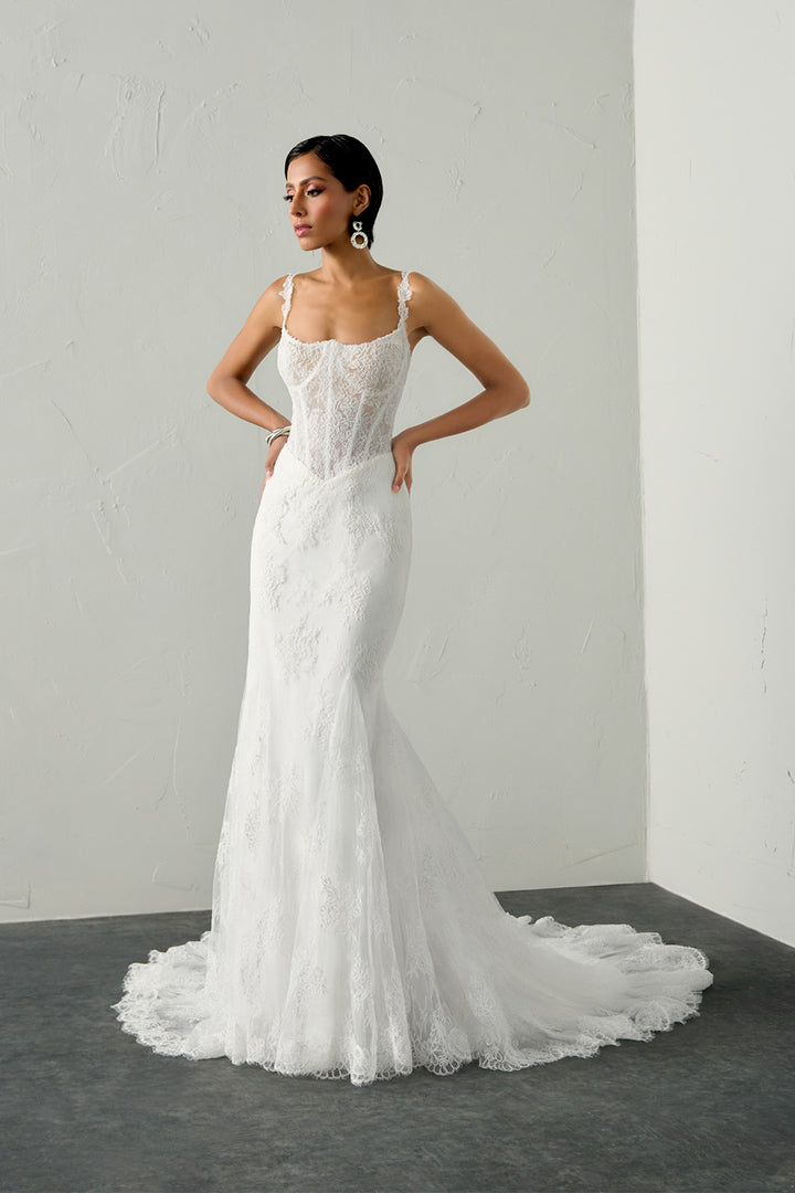 Justin Alexander, Romantic Lace Mermaid Gown | Esposa