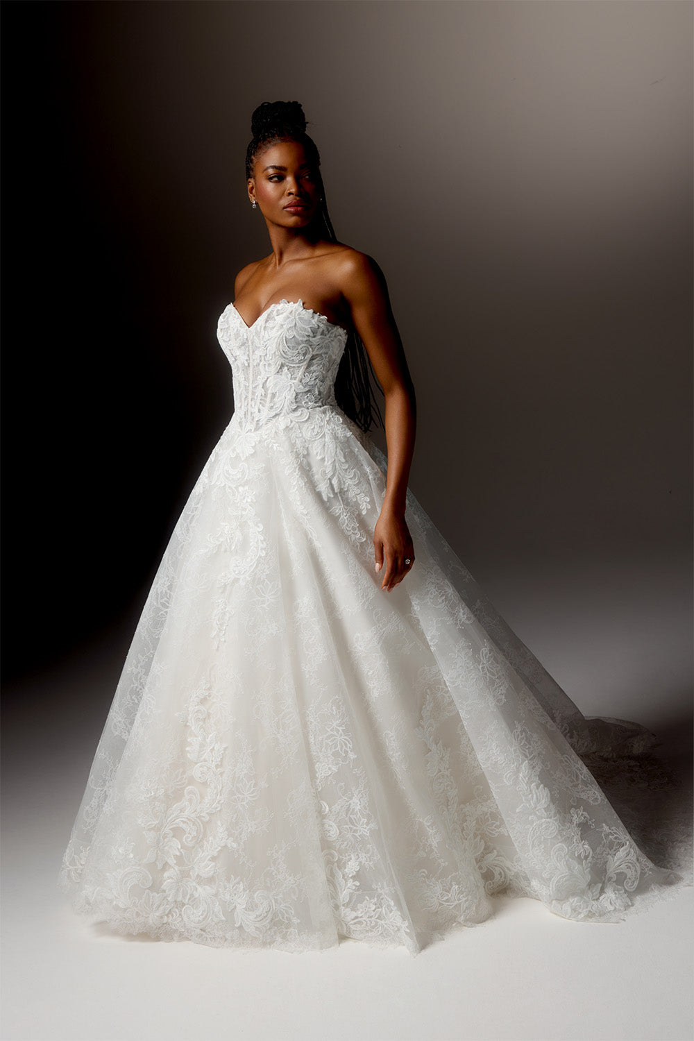 Justin Alexander, Sublime Sweetheart Lace Ball Gown | Esposa