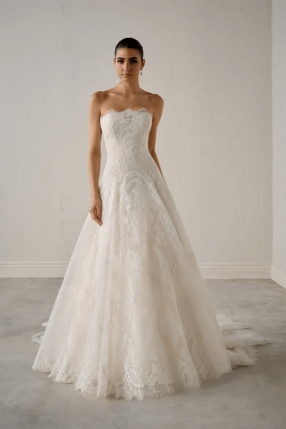 Justin Alexander, Timeless A-Line Gown | Esposa