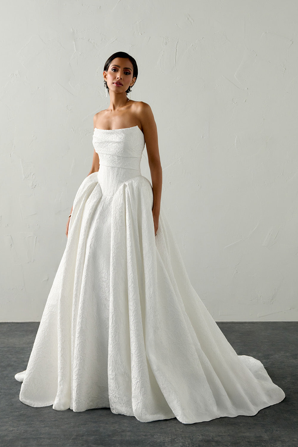 Justin Alexander, Timeless Ball Gown Bridal Dress | Esposa
