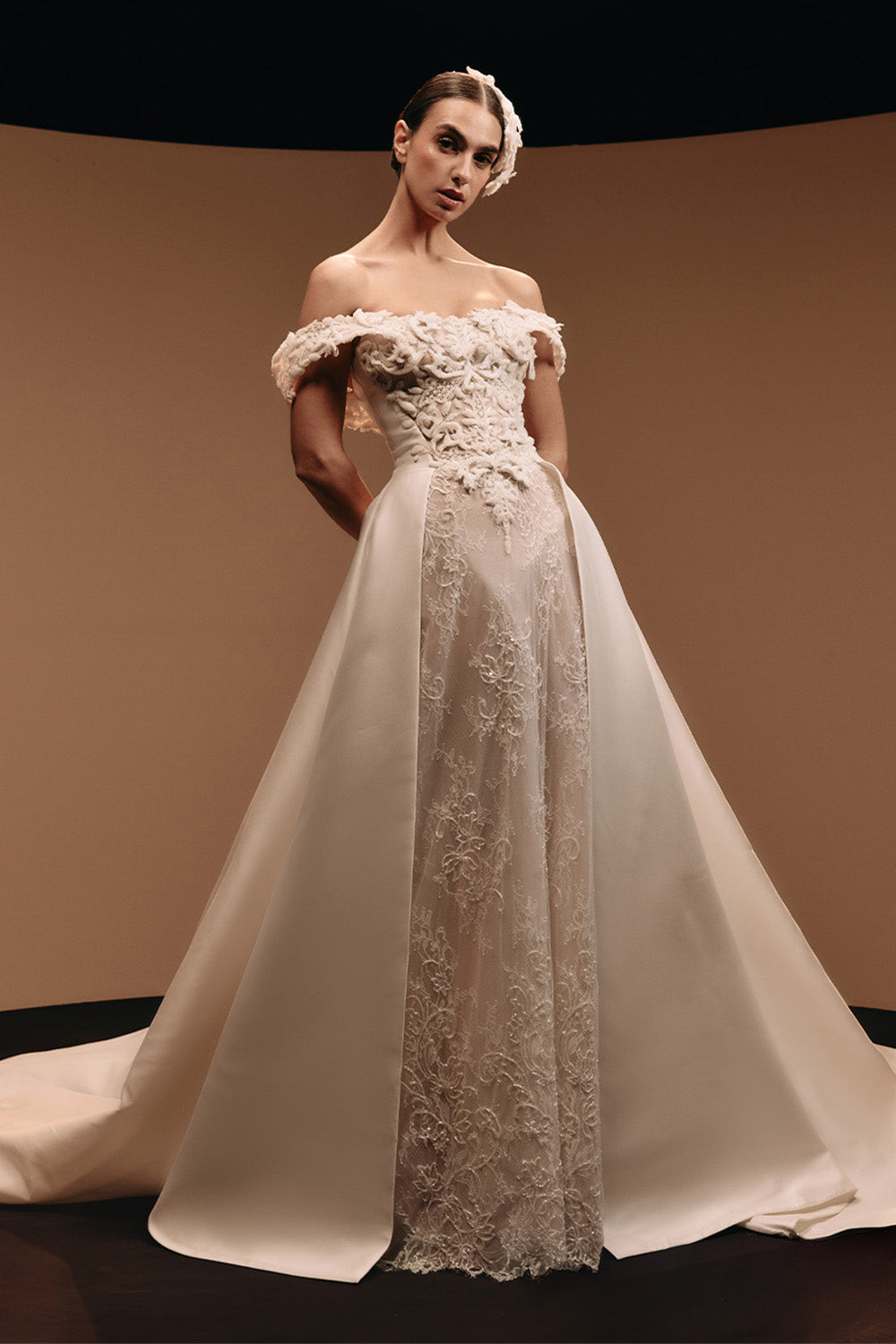 Kristie Romanos, Berenice, Romantic Lace A-Line Gown | Esposa