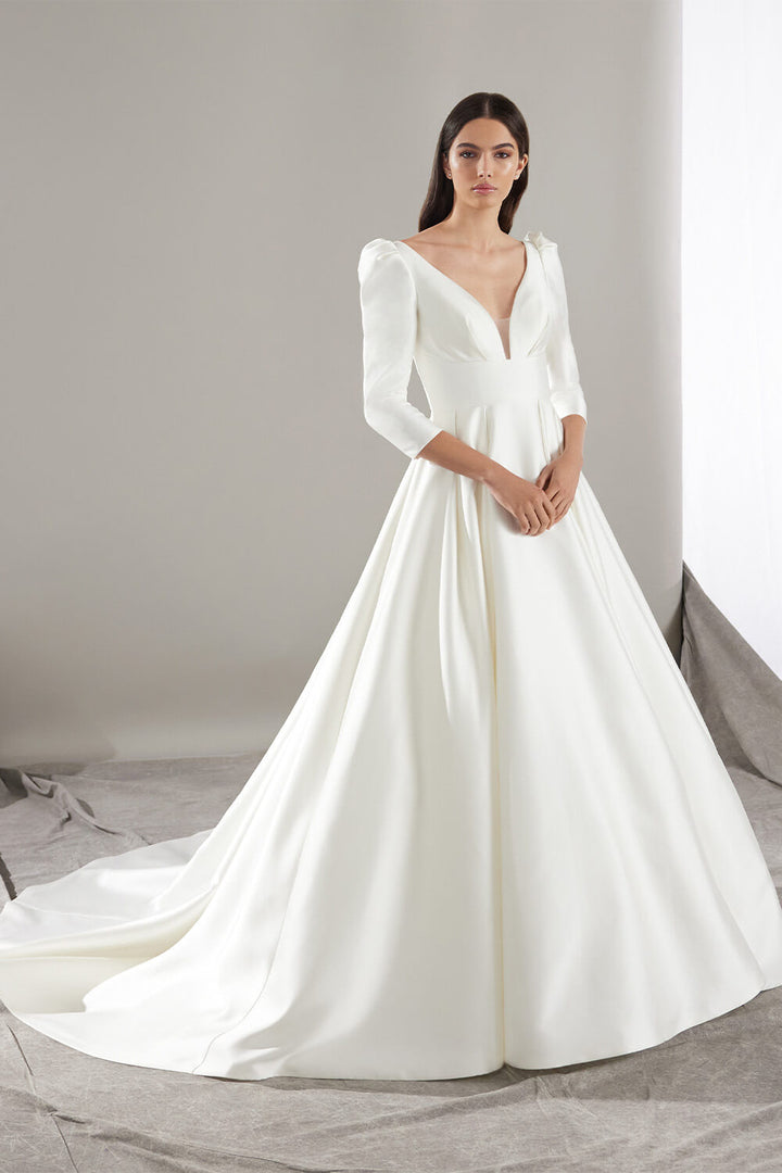 Pronovias, Bridal Dress With Sleeves | Esposa