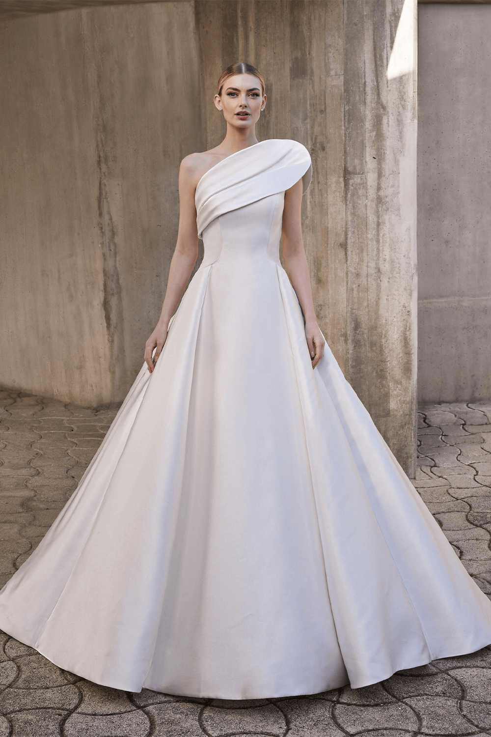 Pronovias, Dramatic A-Line Gown | Esposa