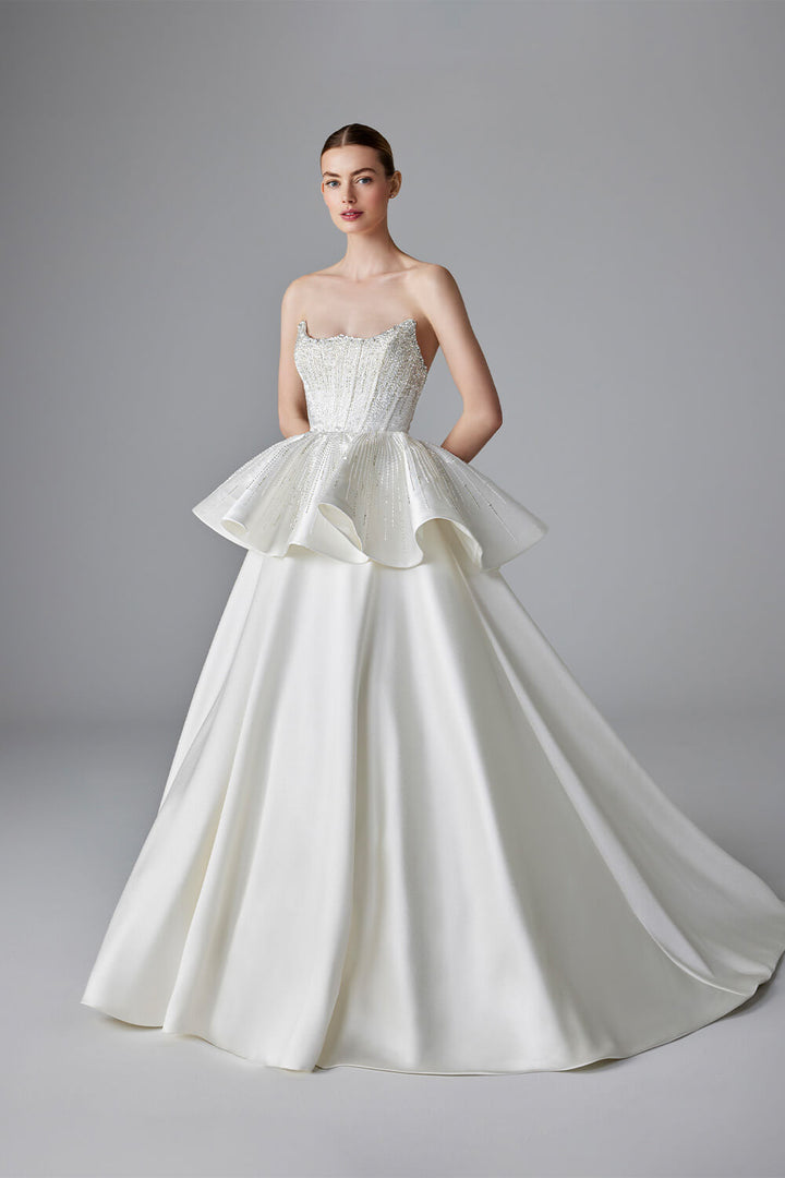 Pronovias, Edgy Wedding Gown | Esposa
